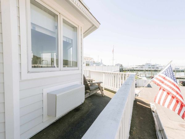 Danfords Hotel & Marina