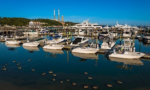 Danfords Hotel & Marina